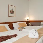 酒店 Cavallo Est 4*