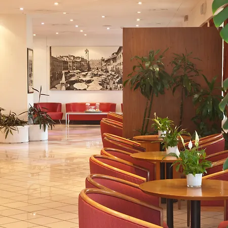 Hotell Cavallo Hotel Verona Est