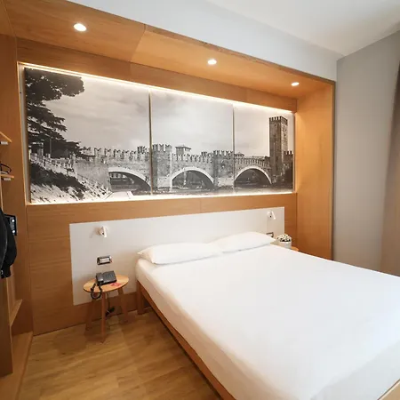 Cavallo Hotel Verona Est Hotell