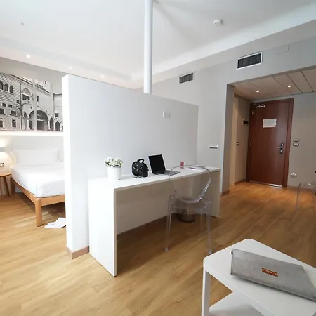 Cavallo Hotel Verona Est 4*