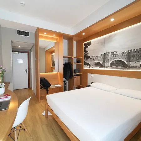 Cavallo Hotel Verona Est Hotell
