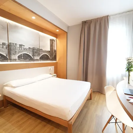 Hotell Cavallo Hotel Verona Est 4*