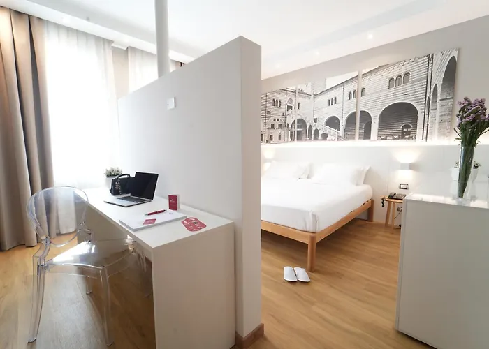 Cavallo Est Hotel 4*