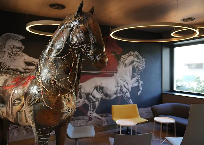 Cavallo Est Hotel 4*