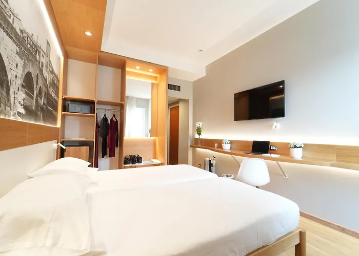 Hotel Cavallo Est 4*