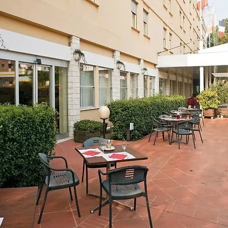 Otel Cavallo Est
